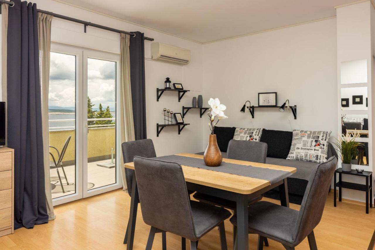 Apartments Claudia Crikvenica Εξωτερικό φωτογραφία