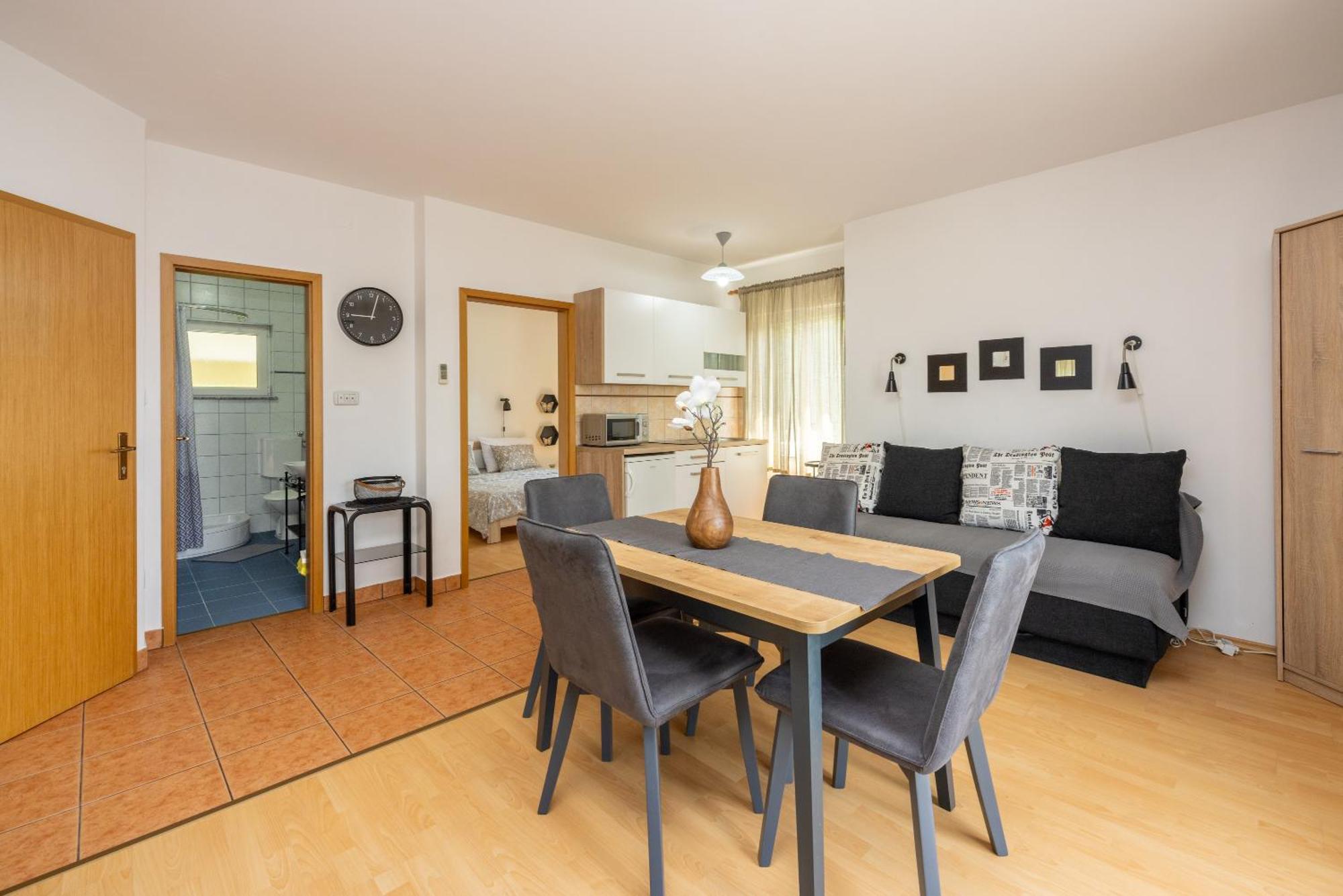 Apartments Claudia Crikvenica Εξωτερικό φωτογραφία
