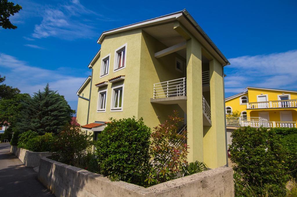 Apartments Claudia Crikvenica Εξωτερικό φωτογραφία