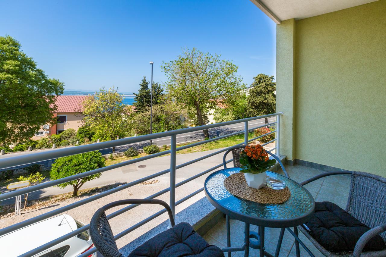 Apartments Claudia Crikvenica Εξωτερικό φωτογραφία