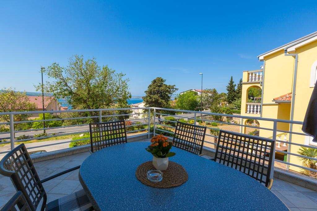 Apartments Claudia Crikvenica Εξωτερικό φωτογραφία
