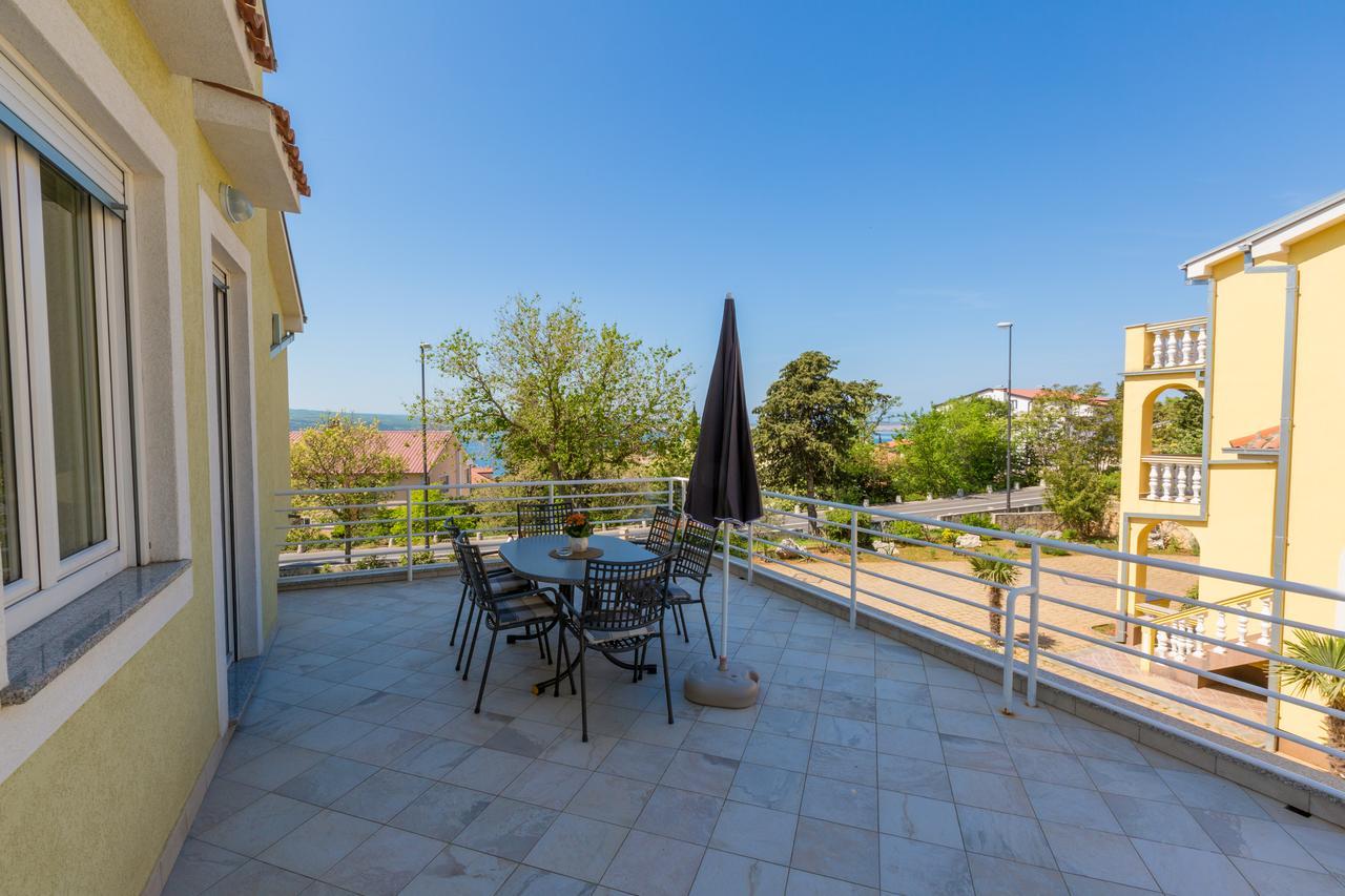 Apartments Claudia Crikvenica Εξωτερικό φωτογραφία