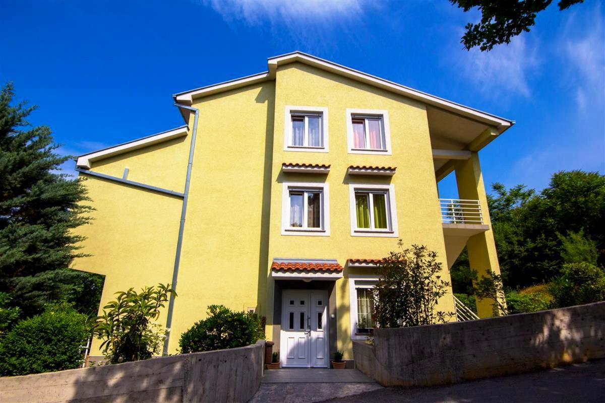 Apartments Claudia Crikvenica Εξωτερικό φωτογραφία